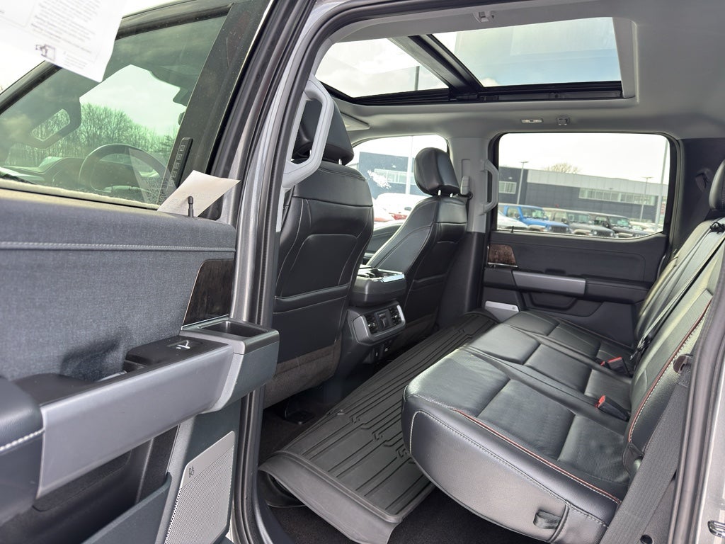 2021 Ford F-150 LARIAT 4WD SuperCrew 5.5' Box