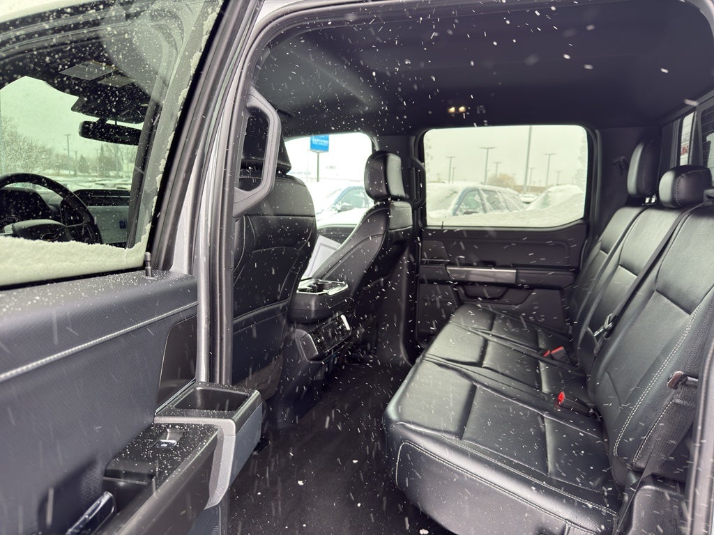 2023 Ford F-150 XLT 4WD SuperCrew 5.5' Box