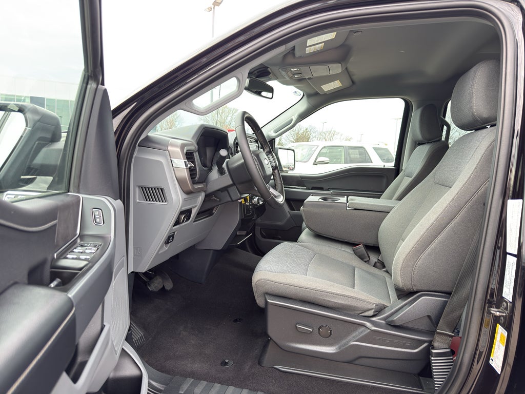 2024 Ford F-150 XLT 4WD SuperCrew 5.5' Box