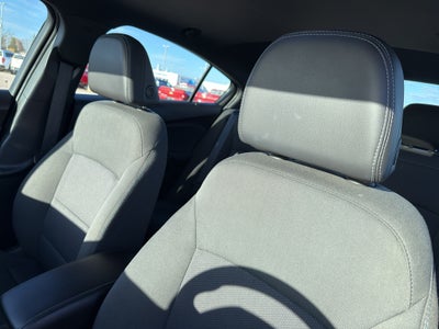 2018 Chevrolet Cruze Sedan LT (Automatic)