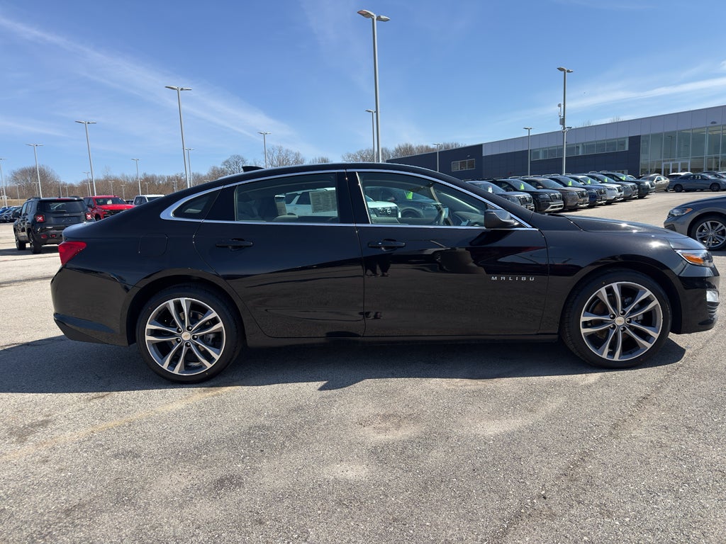 2025 Chevrolet Malibu LT