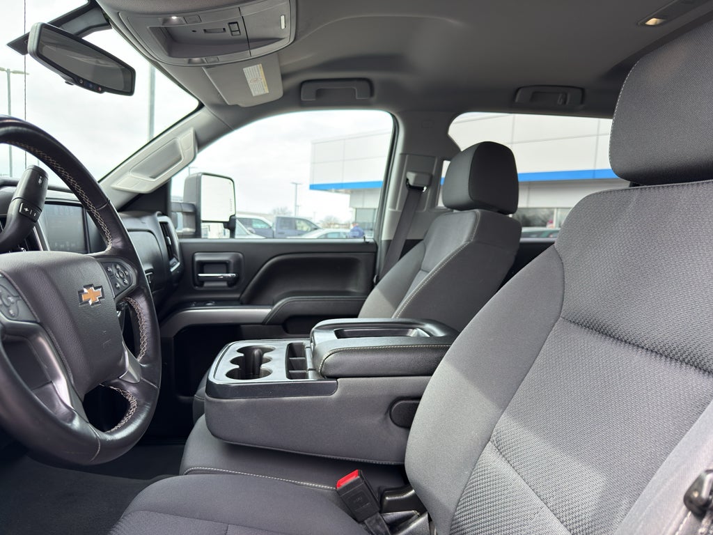 2019 Chevrolet Silverado 2500 HD Crew Cab Standard Box 4-Wheel Drive LT