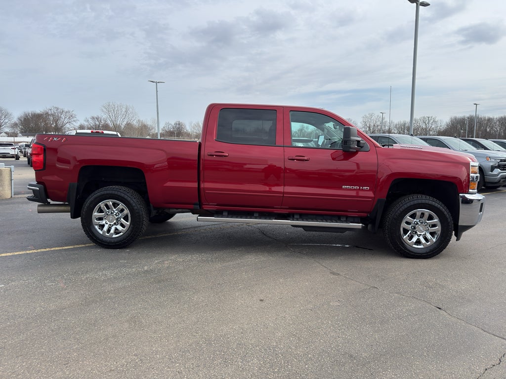 2019 Chevrolet Silverado 2500 HD Crew Cab Standard Box 4-Wheel Drive LT