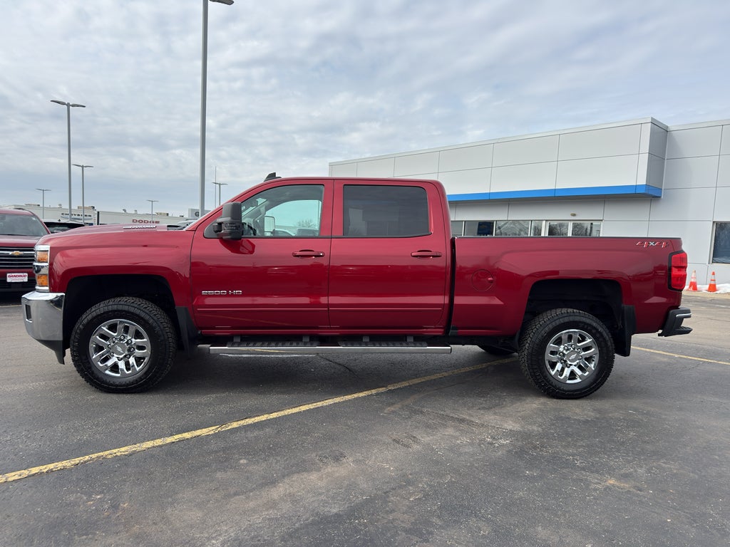 2019 Chevrolet Silverado 2500 HD Crew Cab Standard Box 4-Wheel Drive LT