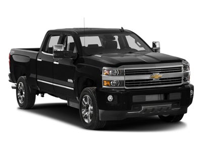 2017 Chevrolet Silverado 2500 HD Crew Cab Standard Box 4-Wheel Drive High Country