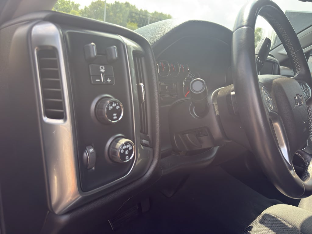 2015 Chevrolet Silverado 2500 HD Double Cab Standard Box 4-Wheel Drive LT