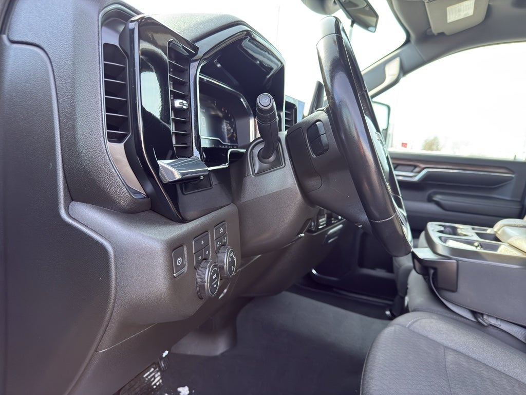 2024 Chevrolet Silverado 2500 HD Crew Cab Standard Box 4-Wheel Drive LT