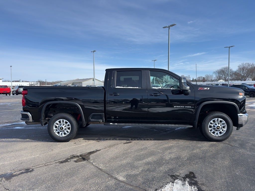 2024 Chevrolet Silverado 2500 HD Crew Cab Standard Box 4-Wheel Drive LT