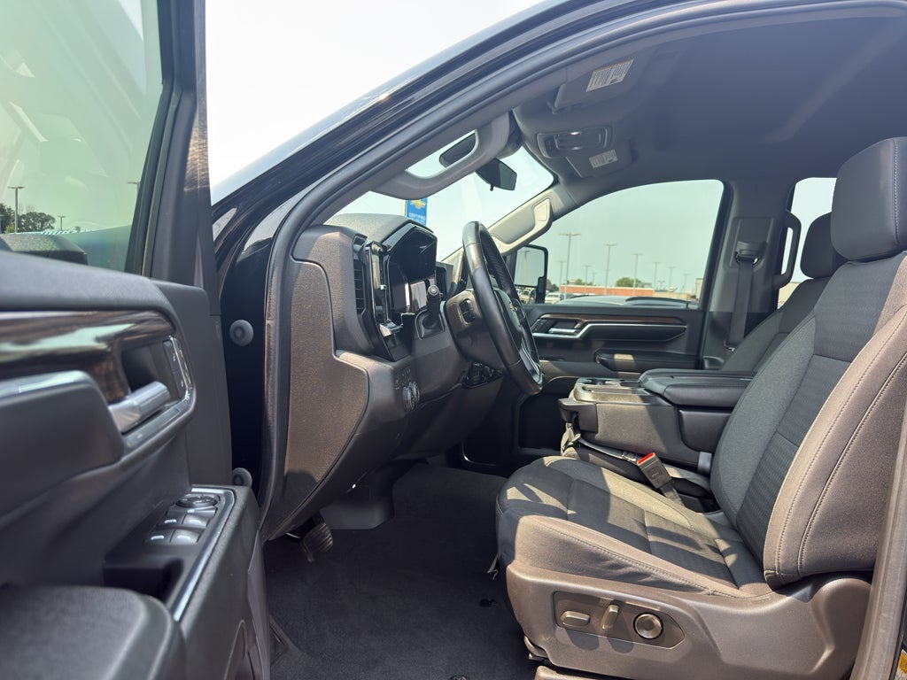 2024 Chevrolet Silverado 2500 HD Crew Cab Standard Box 4-Wheel Drive LT