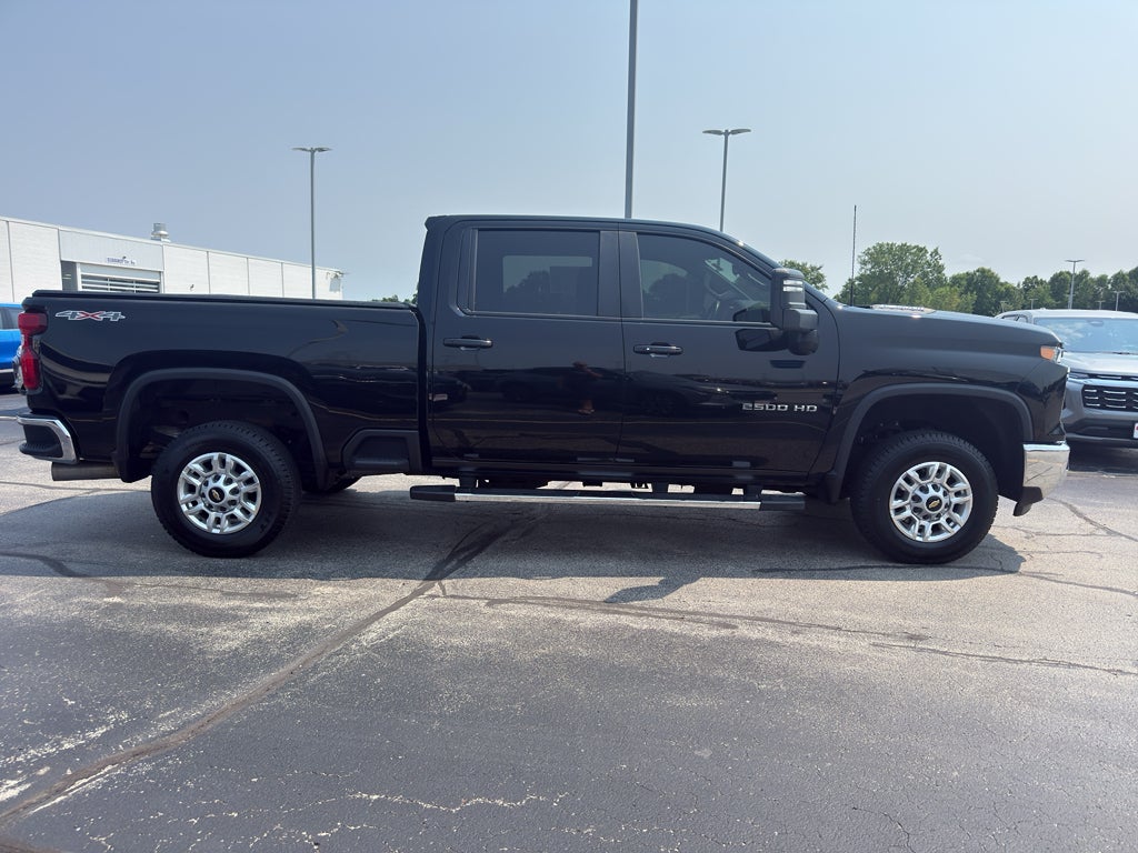 2024 Chevrolet Silverado 2500 HD Crew Cab Standard Box 4-Wheel Drive LT