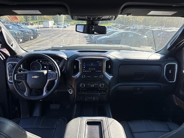 2022 Chevrolet Silverado 3500 HD Crew Cab Long Box 4-Wheel Drive High Country