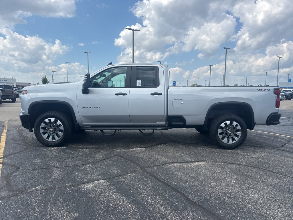 2022 Chevrolet Silverado 2500 HD Double Cab Long Box 4-Wheel Drive Custom