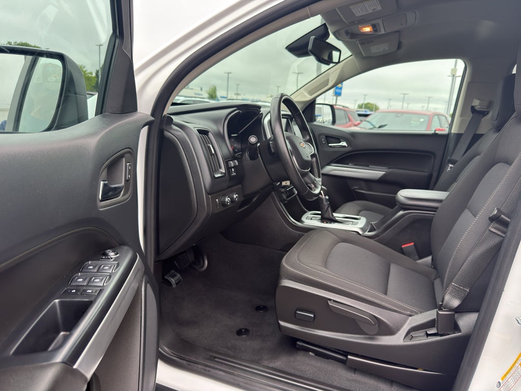2022 Chevrolet Colorado Crew Cab Short Box 4-Wheel Drive LT