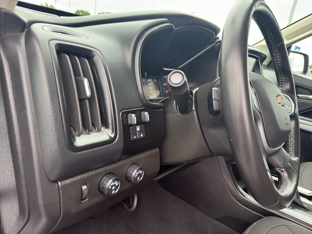 2022 Chevrolet Colorado Crew Cab Short Box 4-Wheel Drive LT