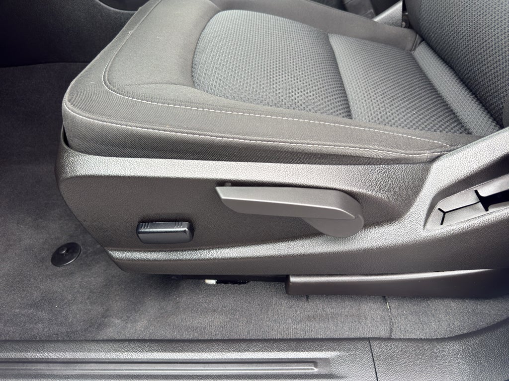 2022 Chevrolet Colorado Crew Cab Short Box 4-Wheel Drive LT