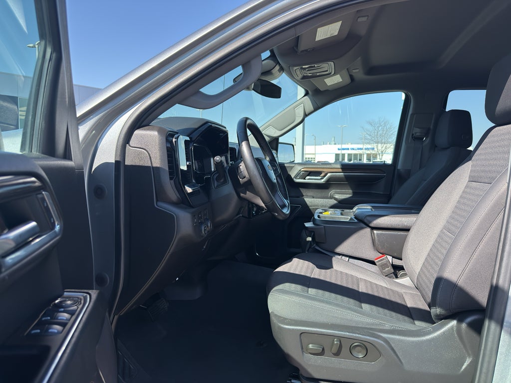2023 Chevrolet Silverado 1500 Crew Cab Standard Box 4-Wheel Drive LT