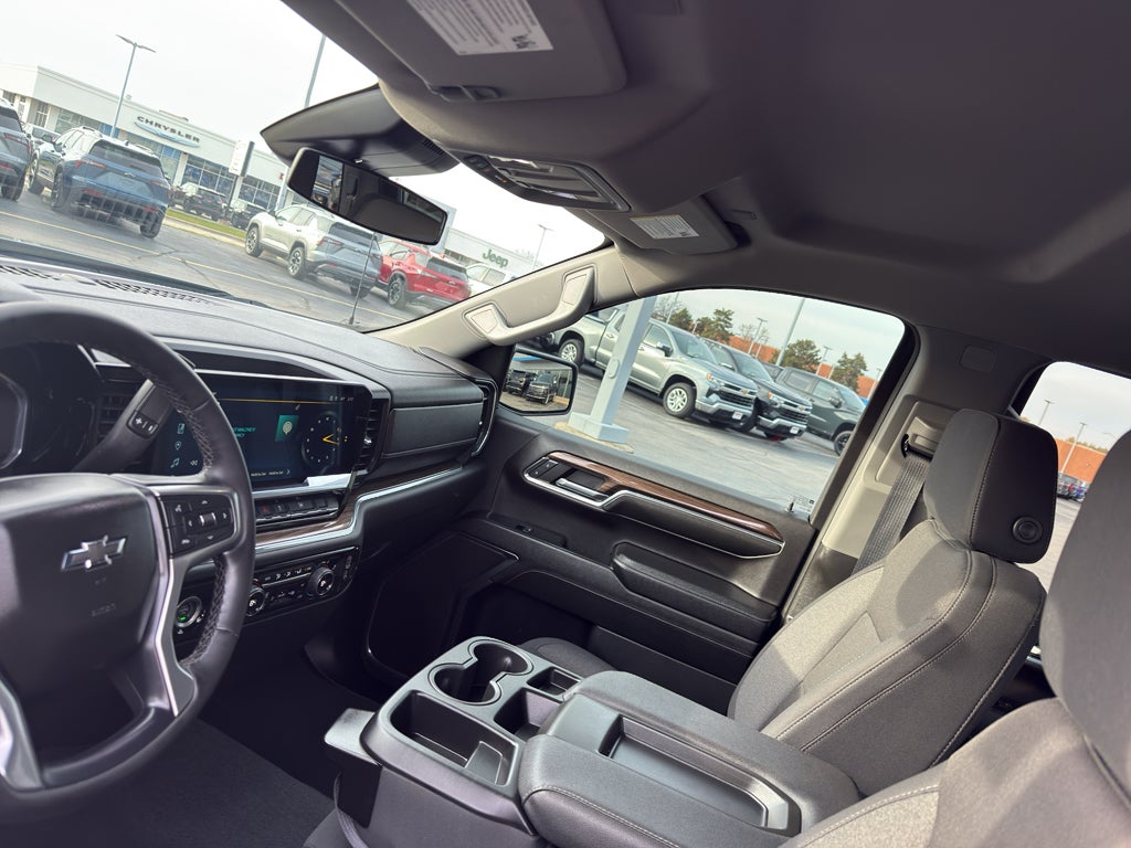 2024 Chevrolet Silverado 1500 Crew Cab Short Box 4-Wheel Drive RST