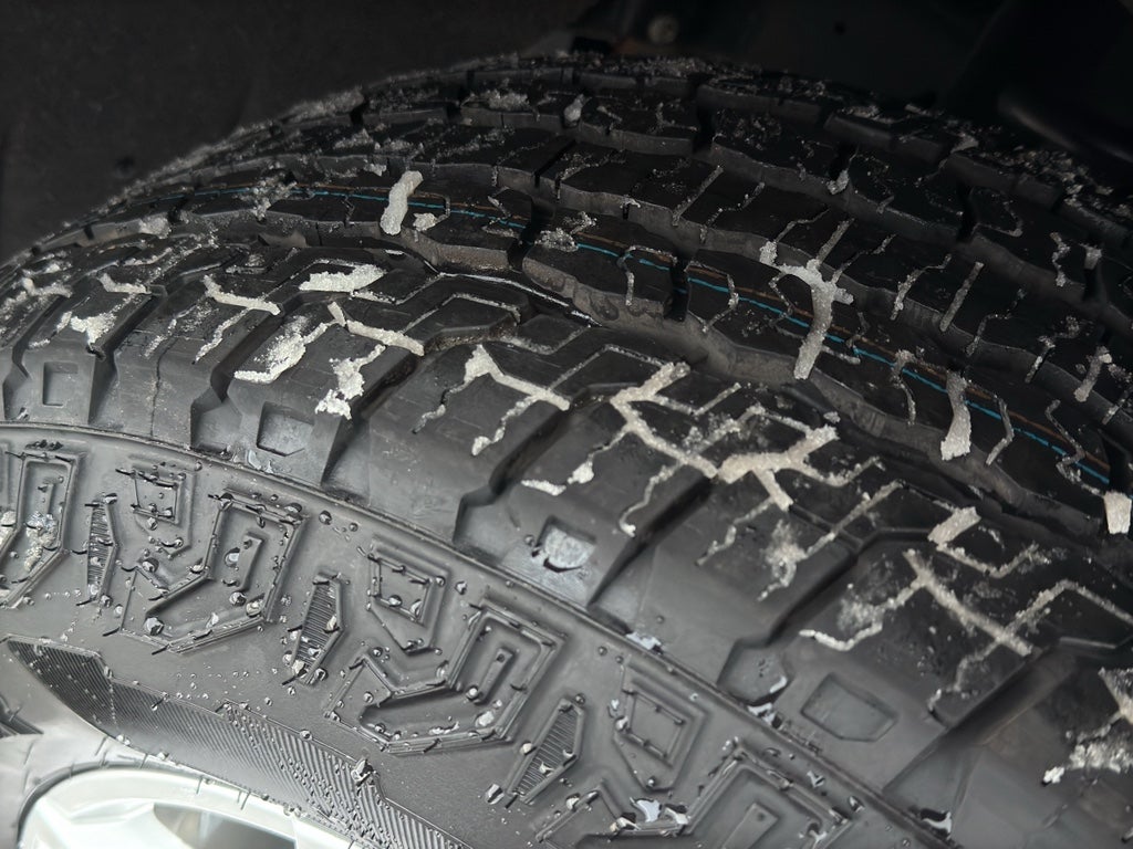 2022 Chevrolet Silverado 1500 Crew Cab Short Box 4-Wheel Drive LT 2FL