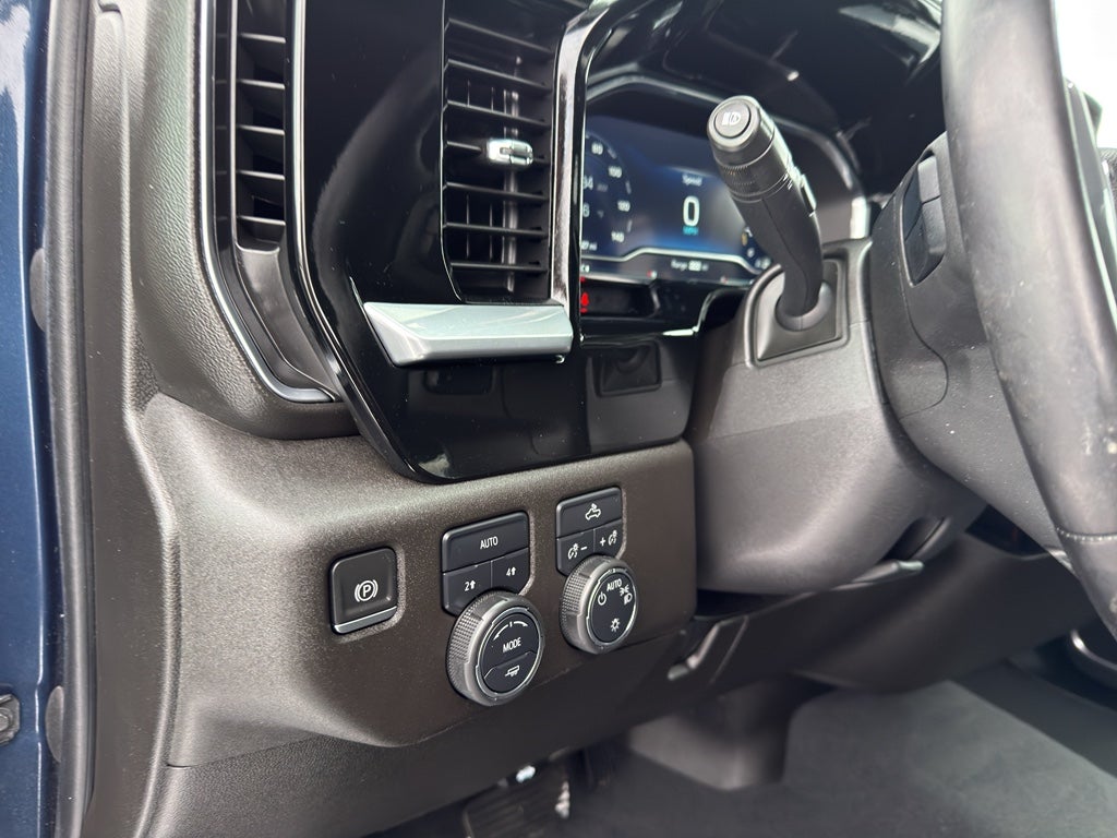 2022 Chevrolet Silverado 1500 Crew Cab Short Box 4-Wheel Drive LT 2FL