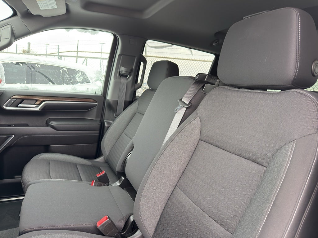 2022 Chevrolet Silverado 1500 Crew Cab Short Box 4-Wheel Drive LT 2FL