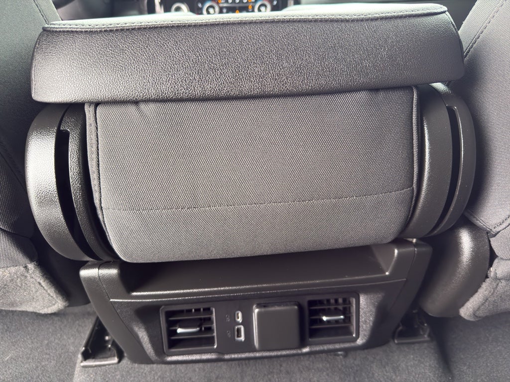 2022 Chevrolet Silverado 1500 Crew Cab Short Box 4-Wheel Drive LT 2FL