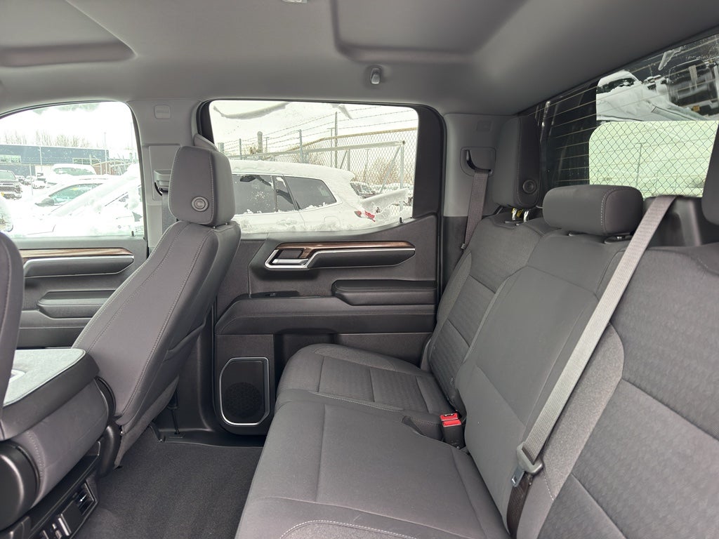 2022 Chevrolet Silverado 1500 Crew Cab Short Box 4-Wheel Drive LT 2FL