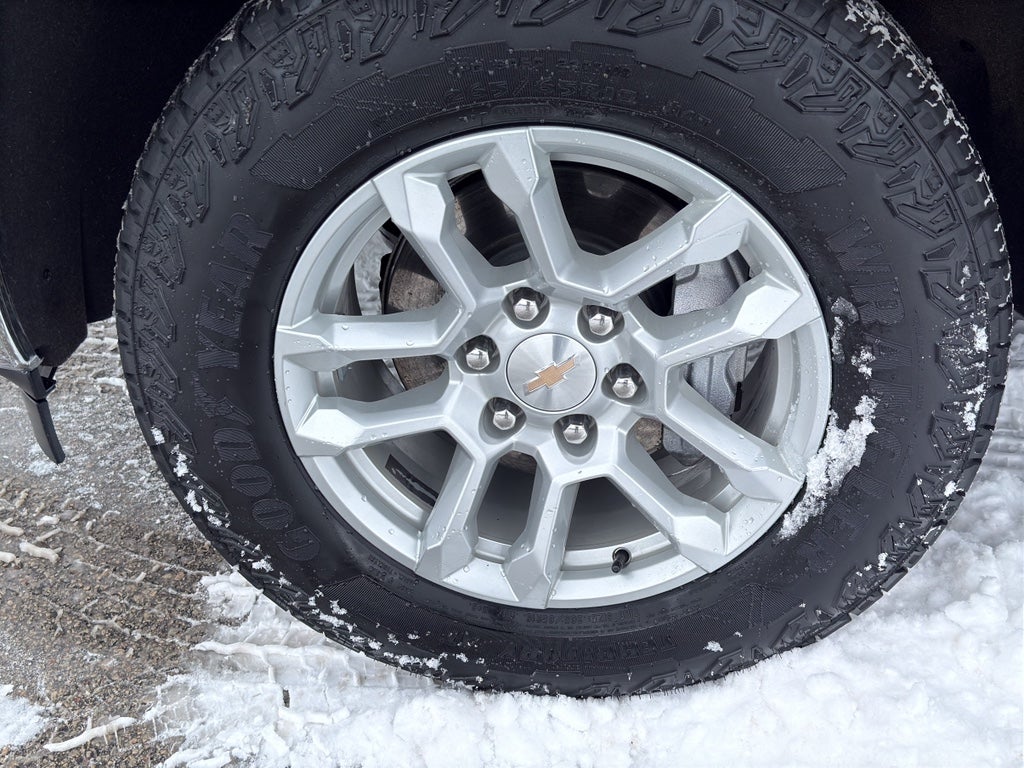 2022 Chevrolet Silverado 1500 Crew Cab Short Box 4-Wheel Drive LT 2FL