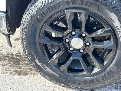 2022 Chevrolet Silverado 1500 Crew Cab Short Box 4-Wheel Drive LT 2FL