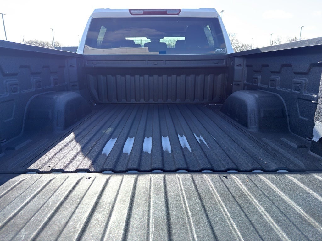 2022 Chevrolet Silverado 1500 Crew Cab Short Box 4-Wheel Drive LT 2FL