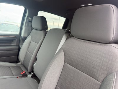 2023 Chevrolet Silverado 1500 Crew Cab Short Box 4-Wheel Drive LT 2FL