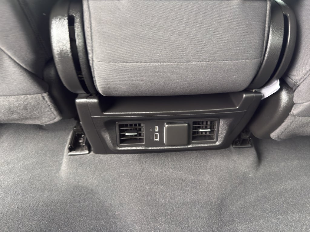 2022 Chevrolet Silverado 1500 Crew Cab Short Box 4-Wheel Drive LT 2FL