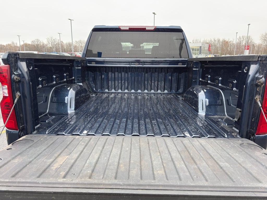 2022 Chevrolet Silverado 1500 Crew Cab Short Box 4-Wheel Drive LT 2FL