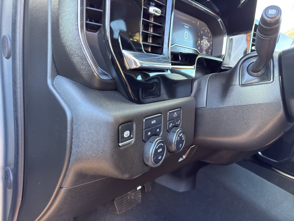 2025 Chevrolet Silverado 1500 Crew Cab Short Box 4-Wheel Drive LT 2FL