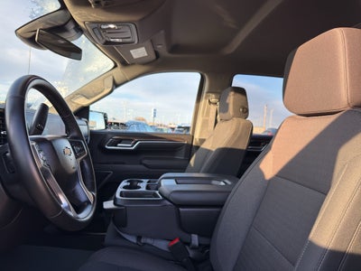 2025 Chevrolet Silverado 1500 Crew Cab Short Box 4-Wheel Drive LT 2FL