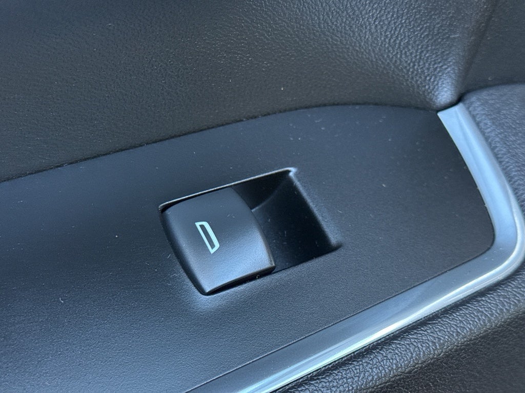 2025 Chevrolet Silverado 1500 Crew Cab Short Box 4-Wheel Drive LT 2FL