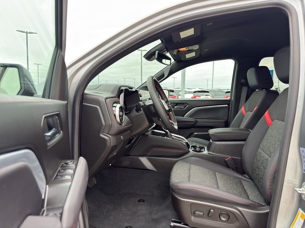 2025 Chevrolet Colorado Crew Cab Short Box 4-Wheel Drive Z71