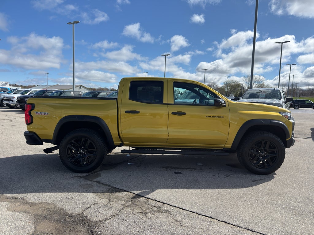 2023 Chevrolet Colorado Crew Cab Short Box 4-Wheel Drive Trail Boss