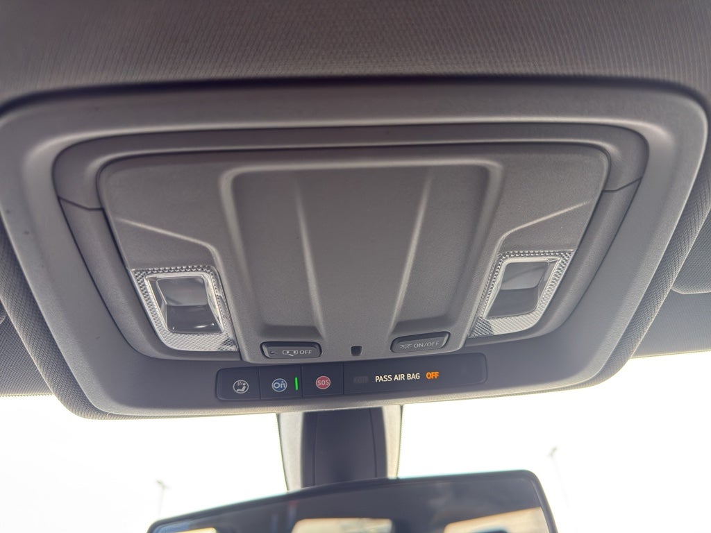 2021 Chevrolet Silverado 1500 Crew Cab Short Box 4-Wheel Drive Custom