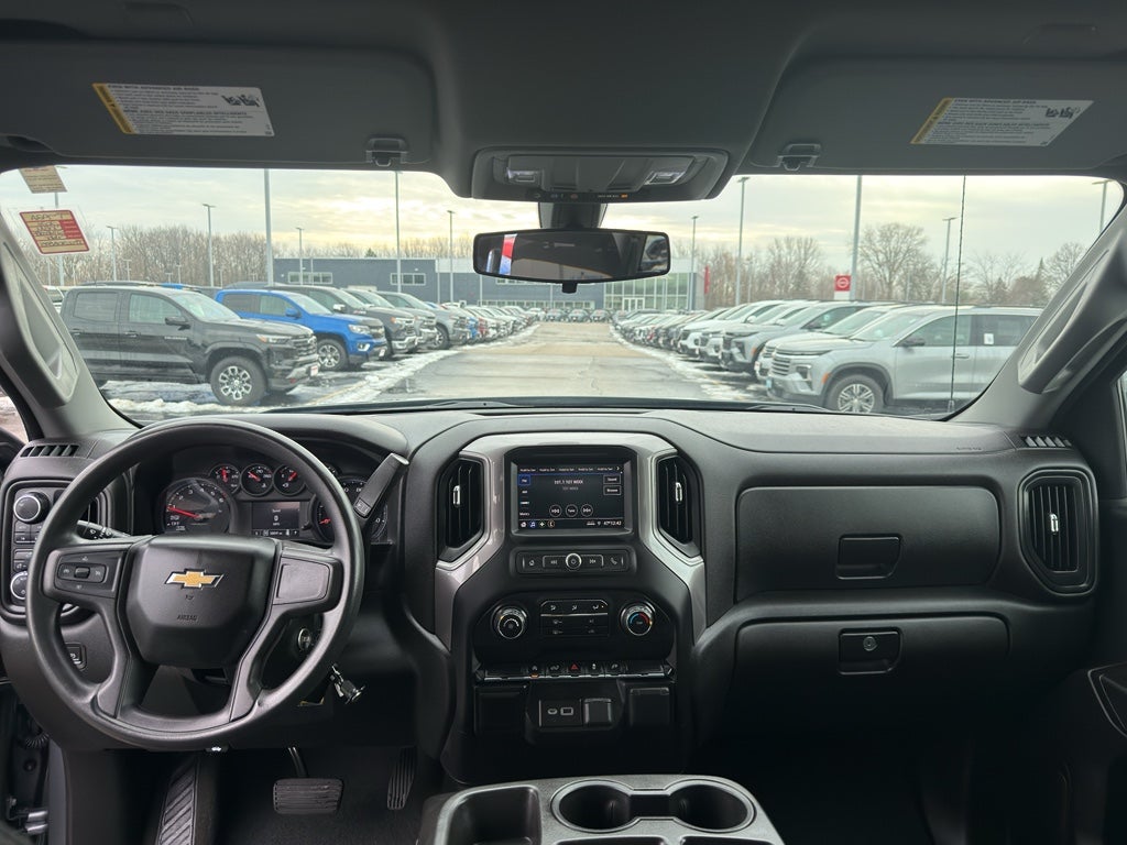 2021 Chevrolet Silverado 1500 Crew Cab Short Box 4-Wheel Drive Custom