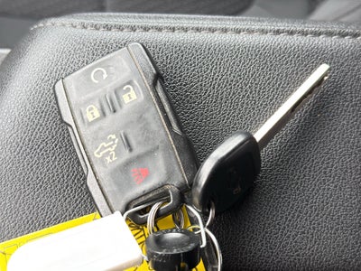 2021 Chevrolet Silverado 1500 Crew Cab Short Box 4-Wheel Drive Custom