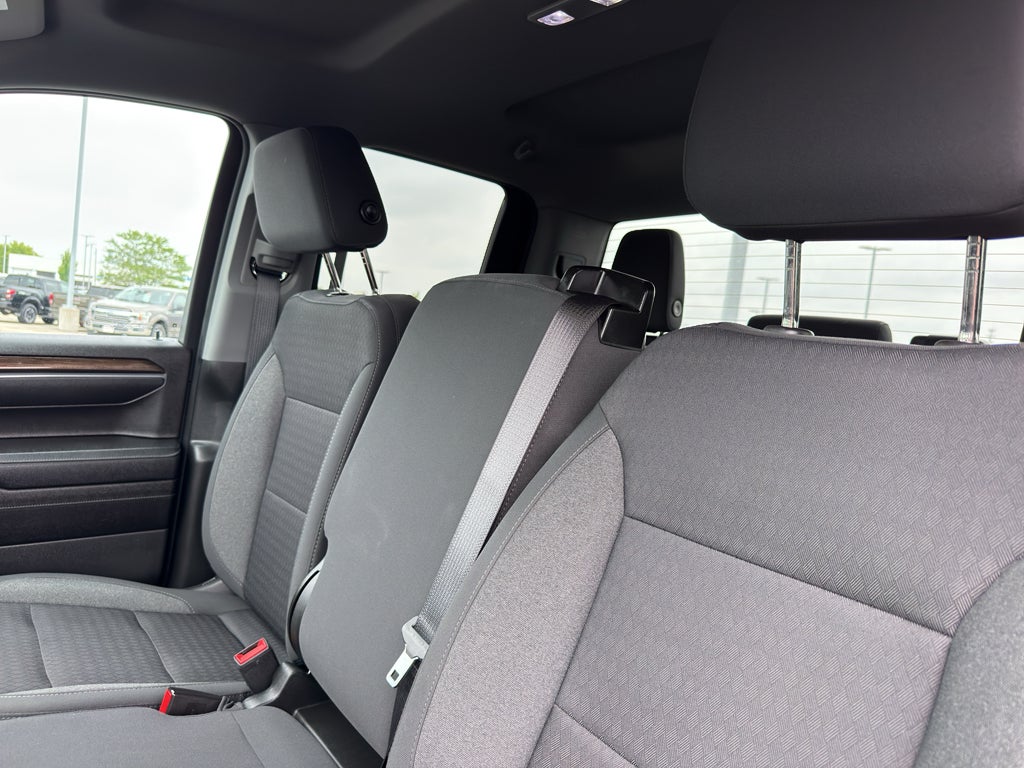 2023 Chevrolet Silverado 1500 Double Cab Standard Box 4-Wheel Drive LT 1LT