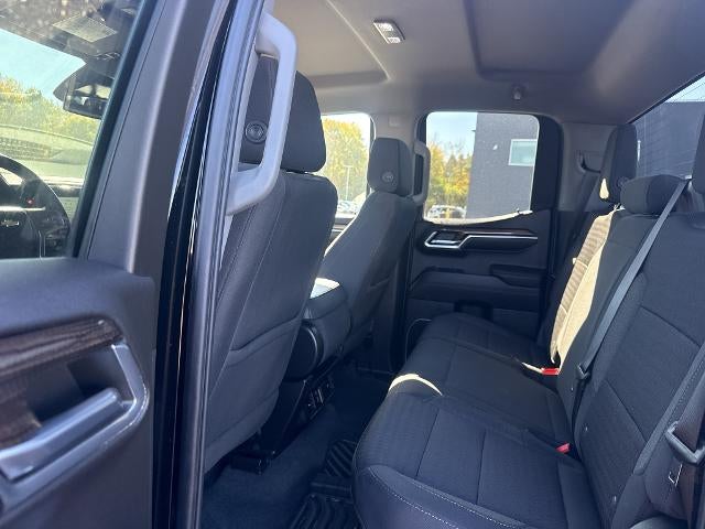 2023 Chevrolet Silverado 1500 Double Cab Standard Box 4-Wheel Drive LT 1LT