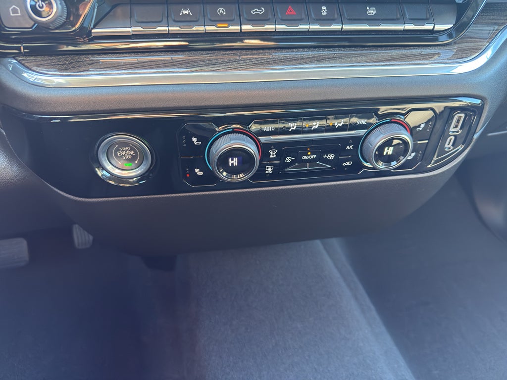 2023 Chevrolet Silverado 1500 Double Cab Standard Box 4-Wheel Drive LT 2FL