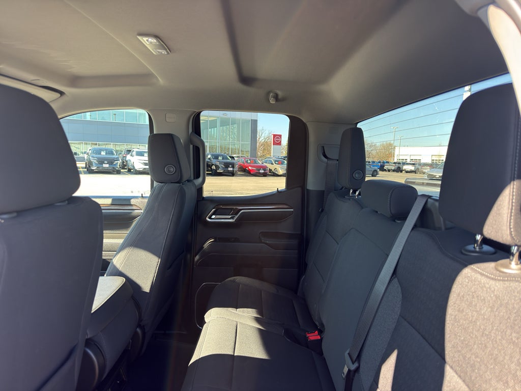 2023 Chevrolet Silverado 1500 Double Cab Standard Box 4-Wheel Drive LT 2FL