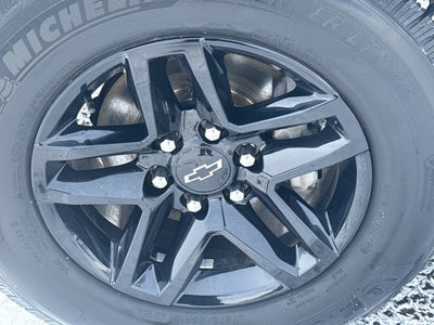 2019 Chevrolet Silverado 1500 Double Cab Standard Box 4-Wheel Drive Custom Trail Boss