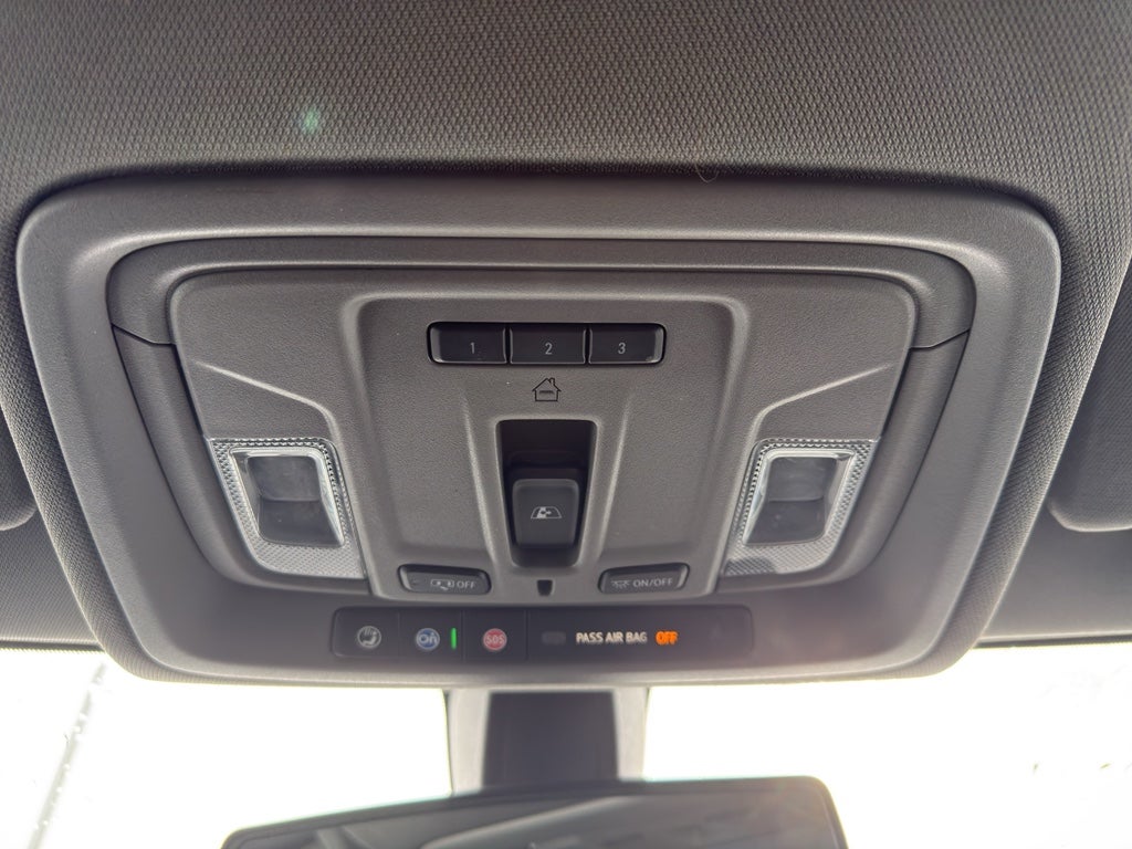 2020 Chevrolet Silverado 1500 Double Cab Standard Box 4-Wheel Drive RST