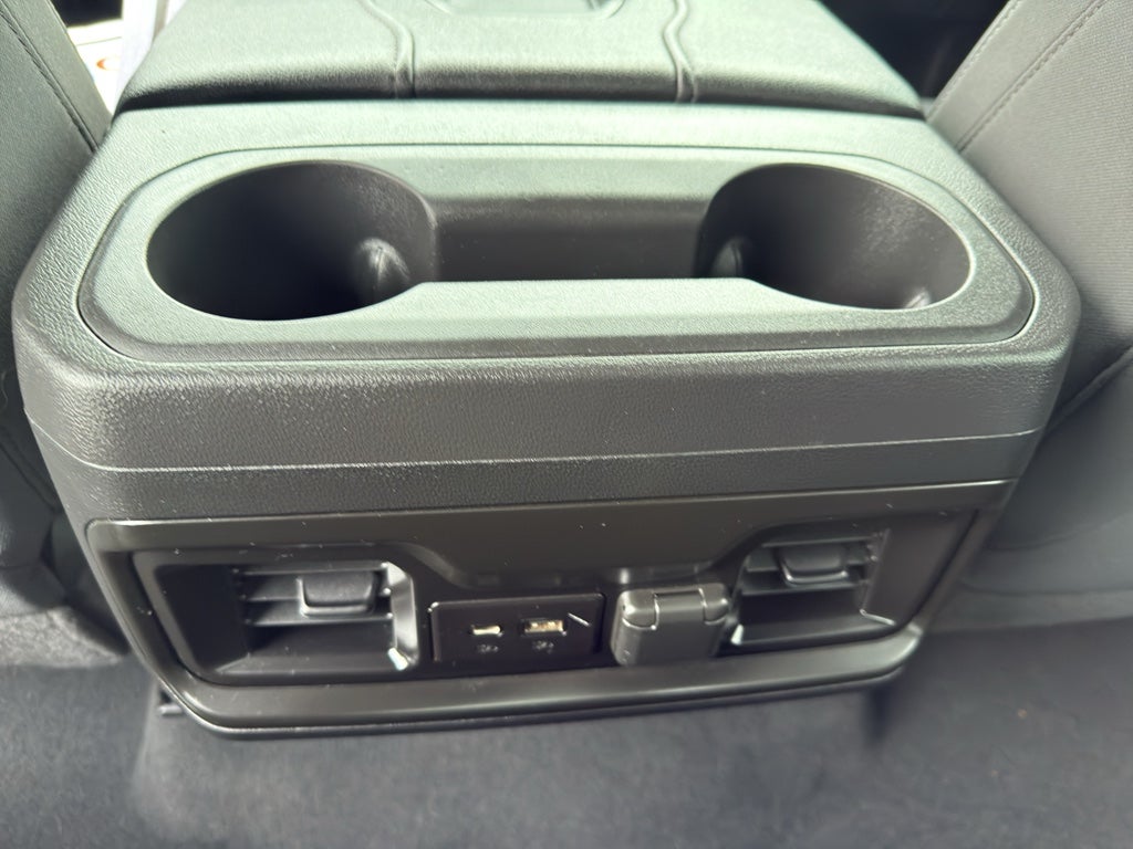 2021 Chevrolet Silverado 1500 Double Cab Standard Box 4-Wheel Drive RST