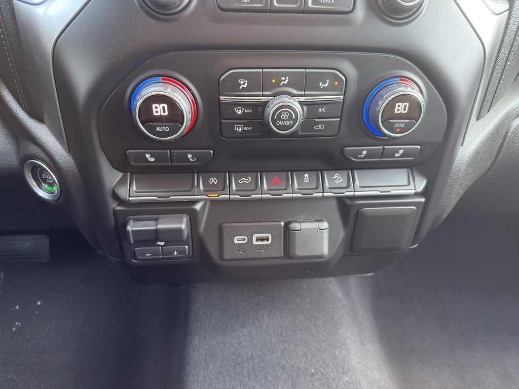 2019 Chevrolet Silverado 1500 Double Cab Standard Box 4-Wheel Drive RST