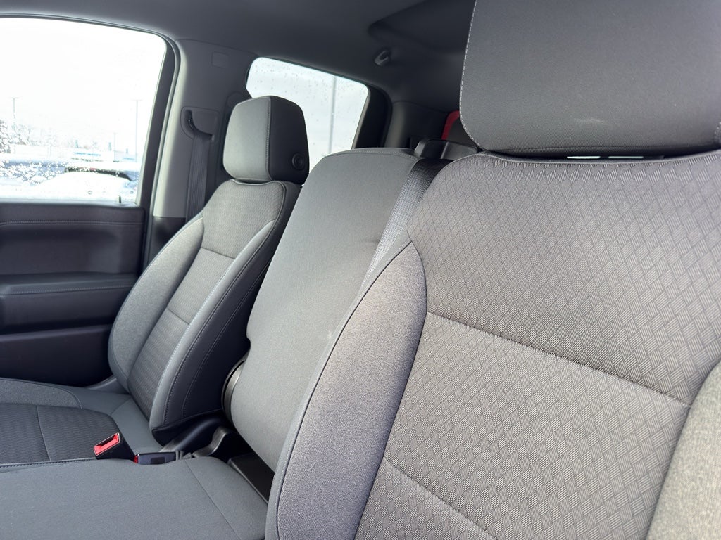 2019 Chevrolet Silverado 1500 Double Cab Standard Box 4-Wheel Drive RST