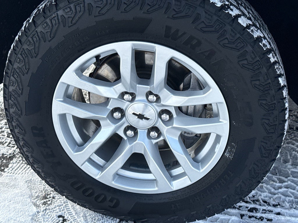 2019 Chevrolet Silverado 1500 Double Cab Standard Box 4-Wheel Drive RST